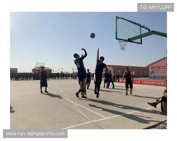 昌都足球崛起之星带领地方队奋勇争先引领新风潮 昌都足球崛起之星带领地方队奋勇争先引领新风潮